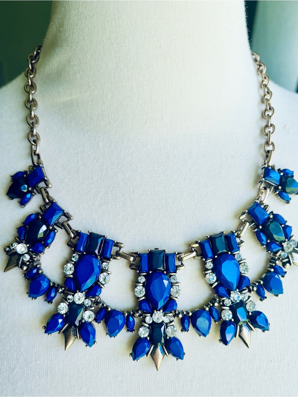 Royal blue rhinestone silver necklace statement piece